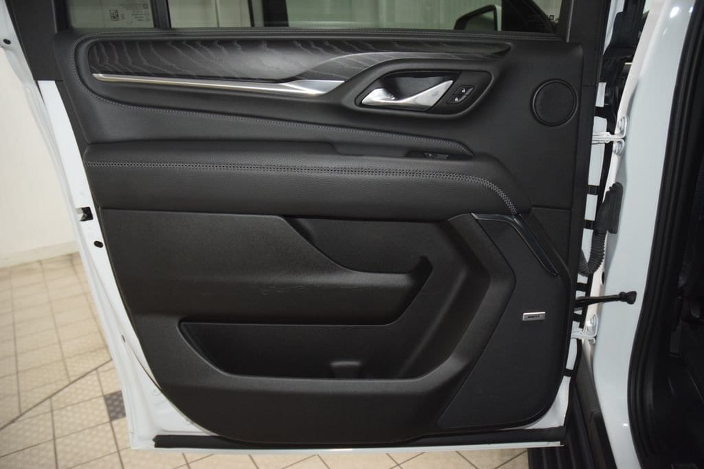 2024 GMC Yukon XL Denali - Photo 47