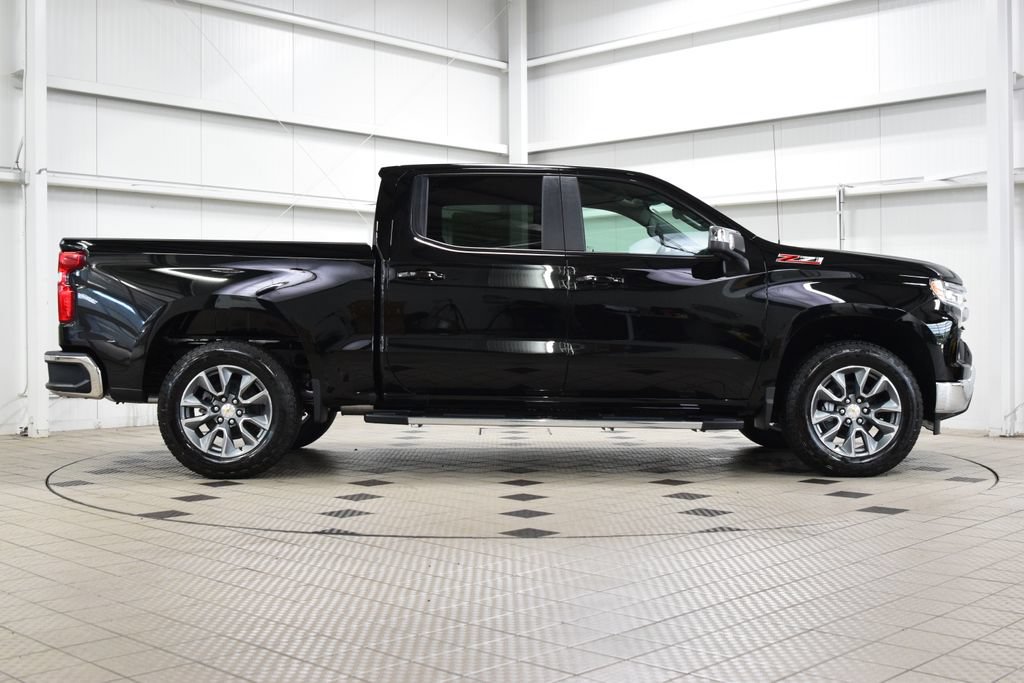 2026 Chevrolet Silverado 1500 LT - Photo 9