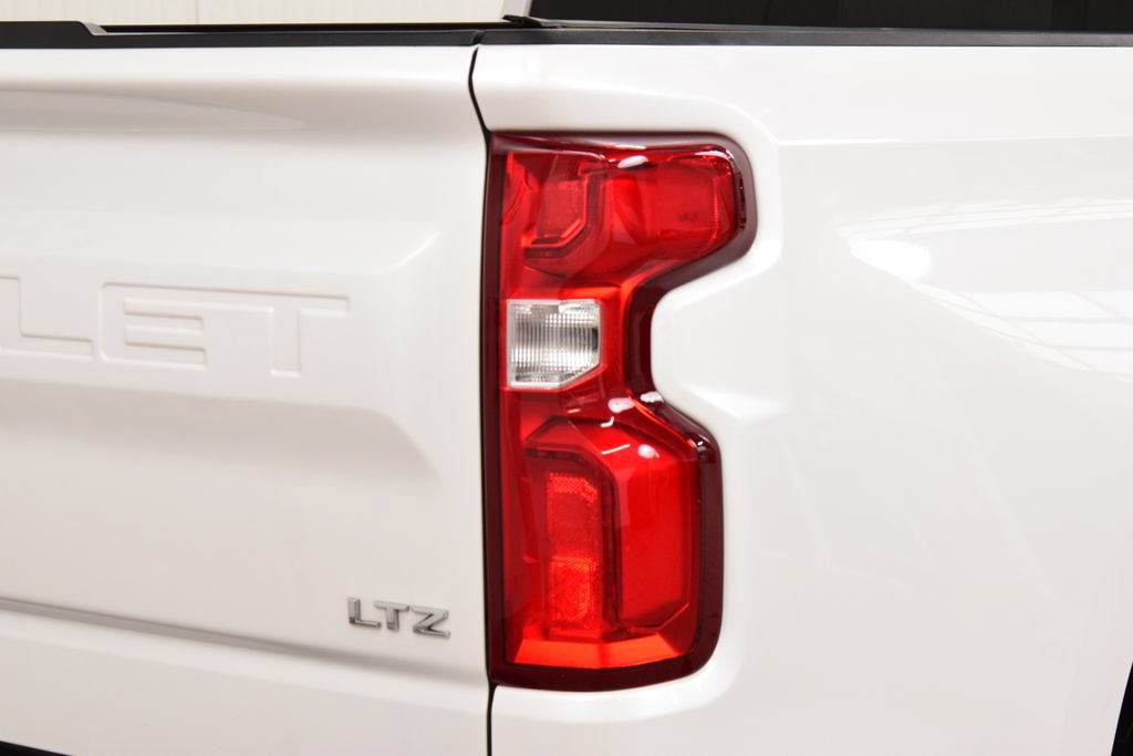 2022 Chevrolet Silverado 1500 LTZ - Photo 22