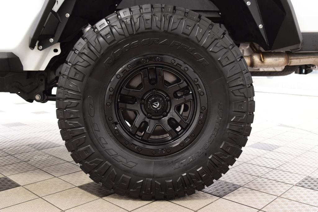 2024 Jeep Gladiator Nighthawk - Photo 26