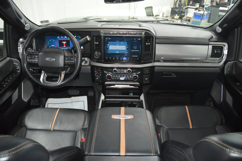 2024 Ford F-250 Super Duty Platinum - Photo 31