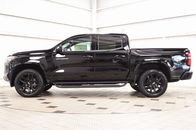 2025 Chevrolet Colorado Z71 photo 4