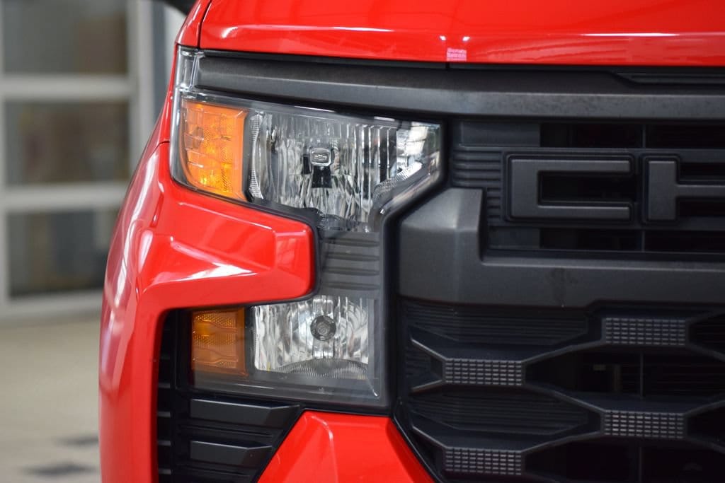 2023 Chevrolet Silverado 1500 Custom - Photo 12