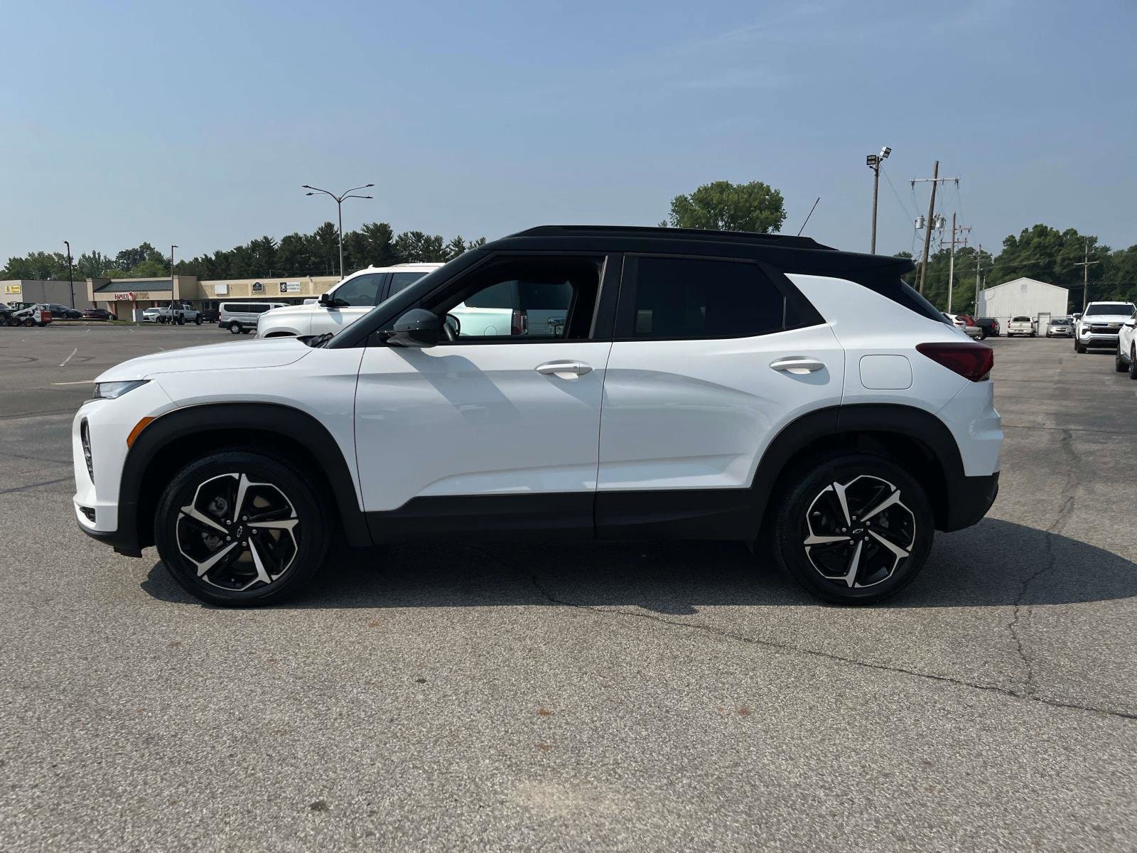 Used 2022 Chevrolet Trailblazer RS with VIN KL79MUSL0NB138852 for sale in North Vernon, IN