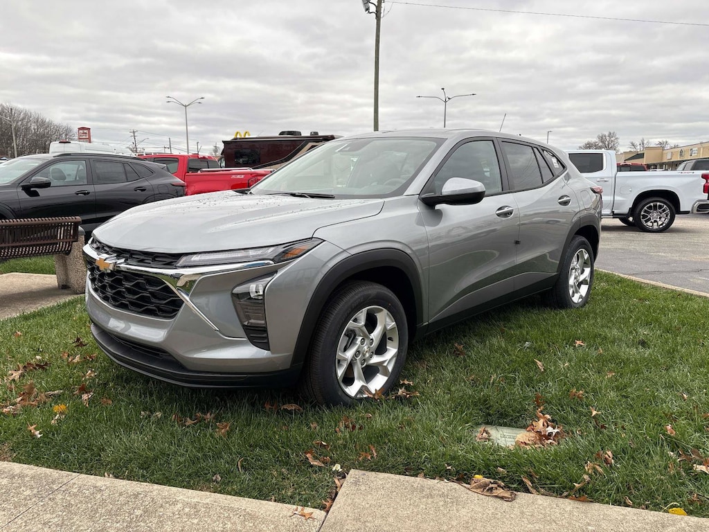 New 2026 Chevrolet Trax LS SUV