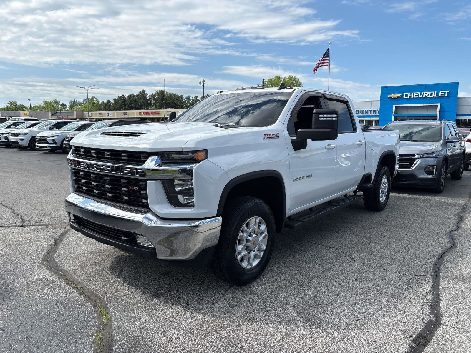 2023 Chevrolet Silverado HD LT 4WD Crew Cab Long Box's photo