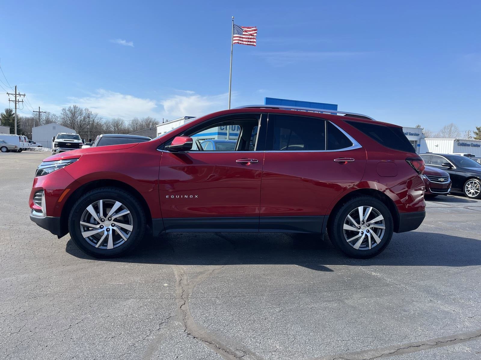 Used 2024 Chevrolet Equinox Premier with VIN 3GNAXXEG1RL138782 for sale in North Vernon, IN