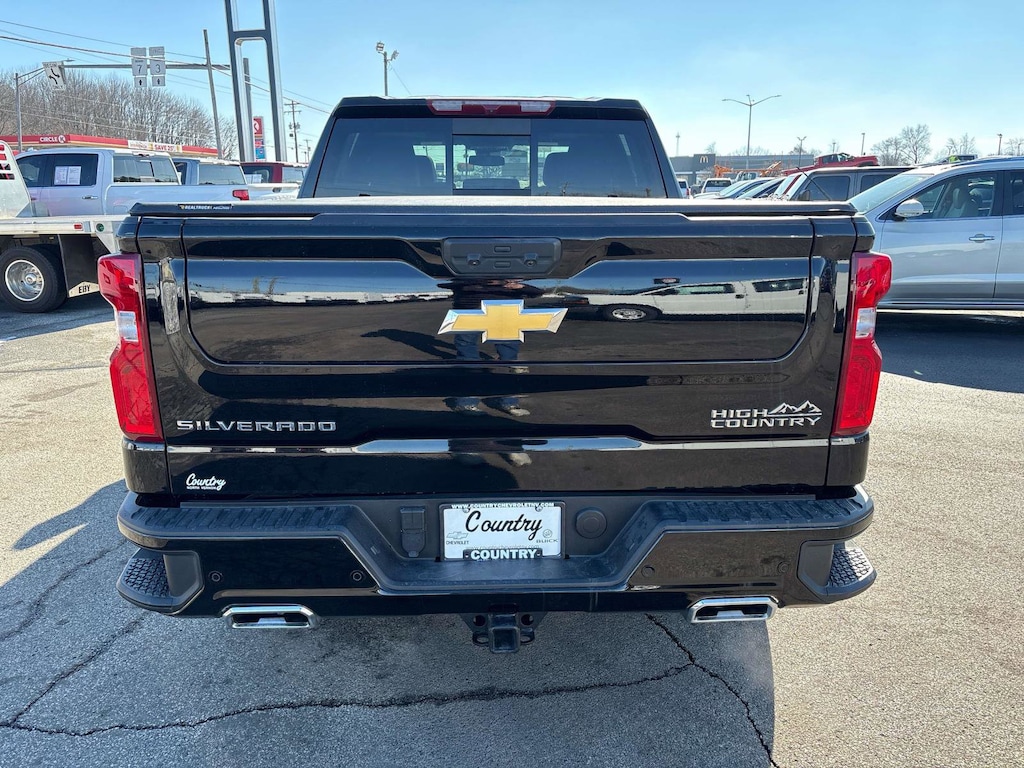 Used 2025 Chevrolet Silverado 1500 High Country Truck