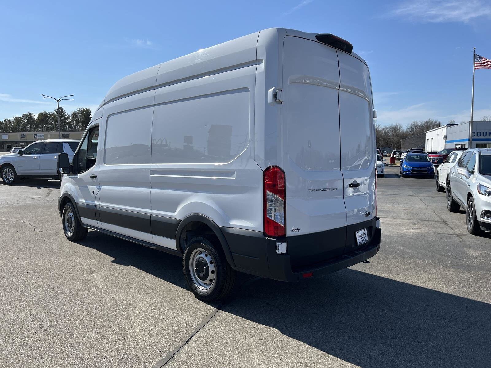 2023 Ford Transit Cargo Van photo 3