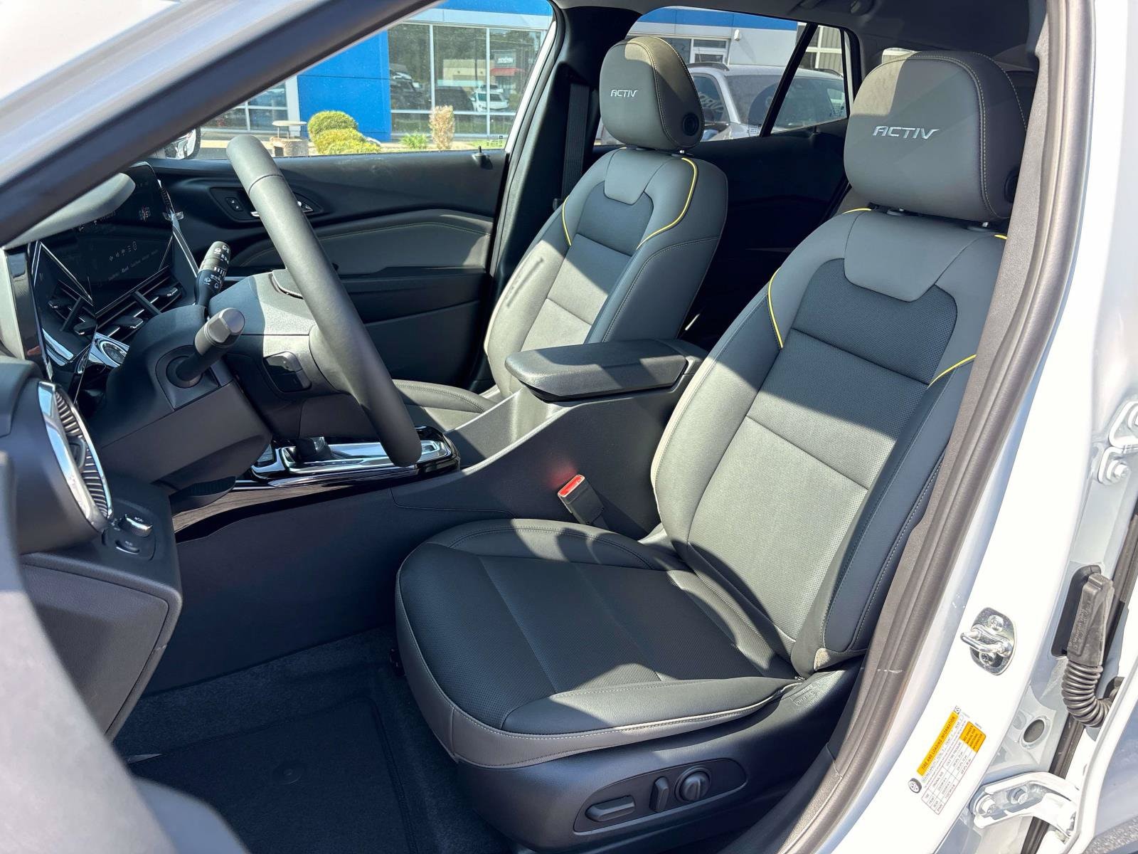 2026 Chevrolet Trax Activ - Photo 10