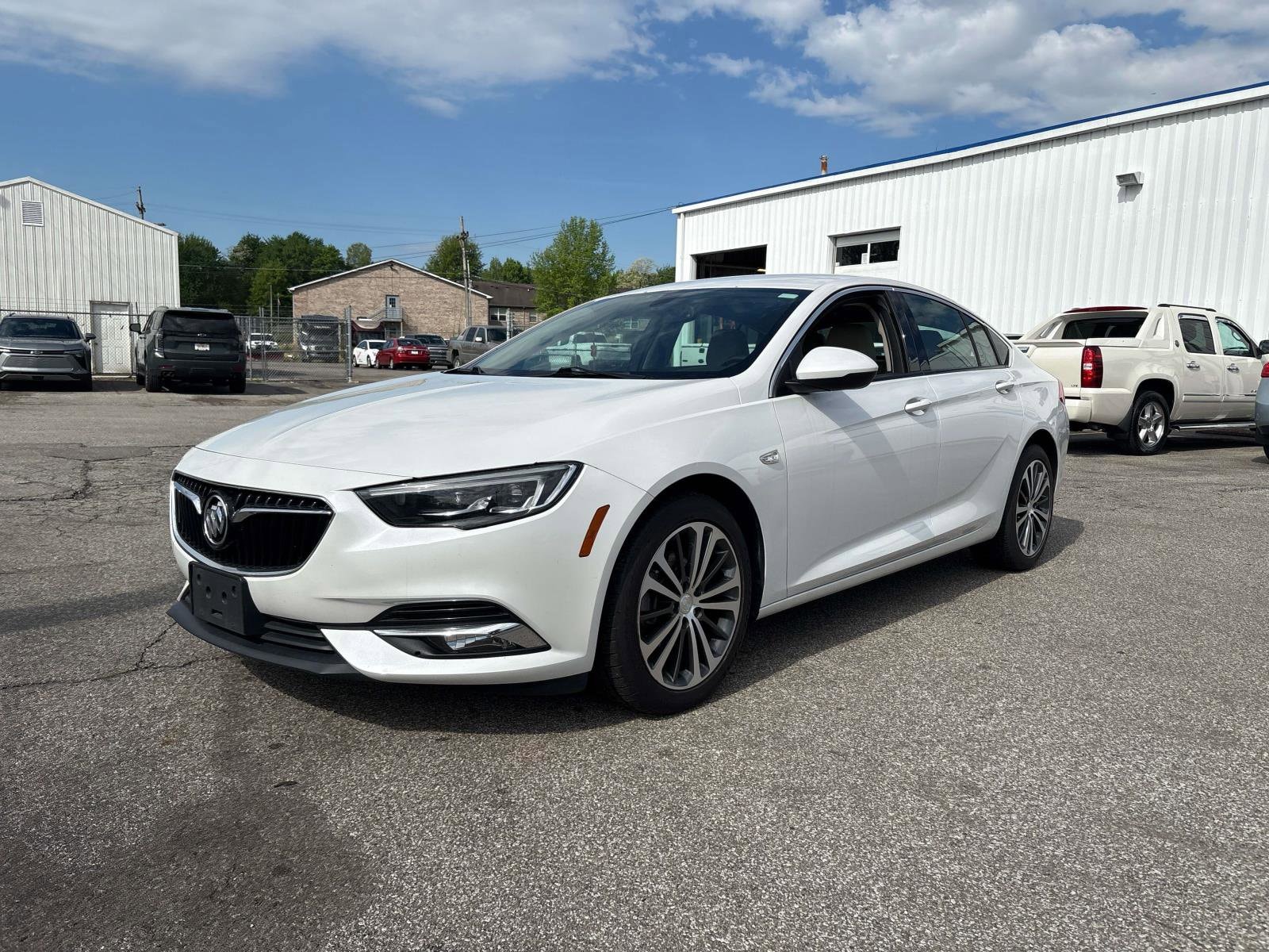 2018 Buick Regal Sportback Essence