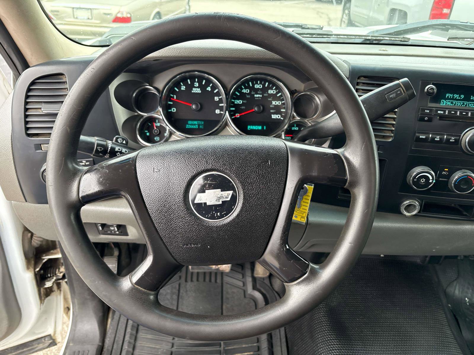 2009 Chevrolet Silverado 3500 Chassis Cab Work Truck - Photo 12