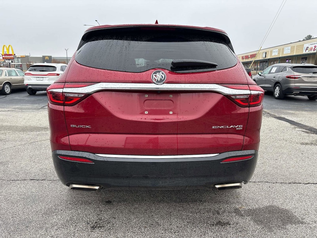 Used 2018 Buick Enclave Essence SUV