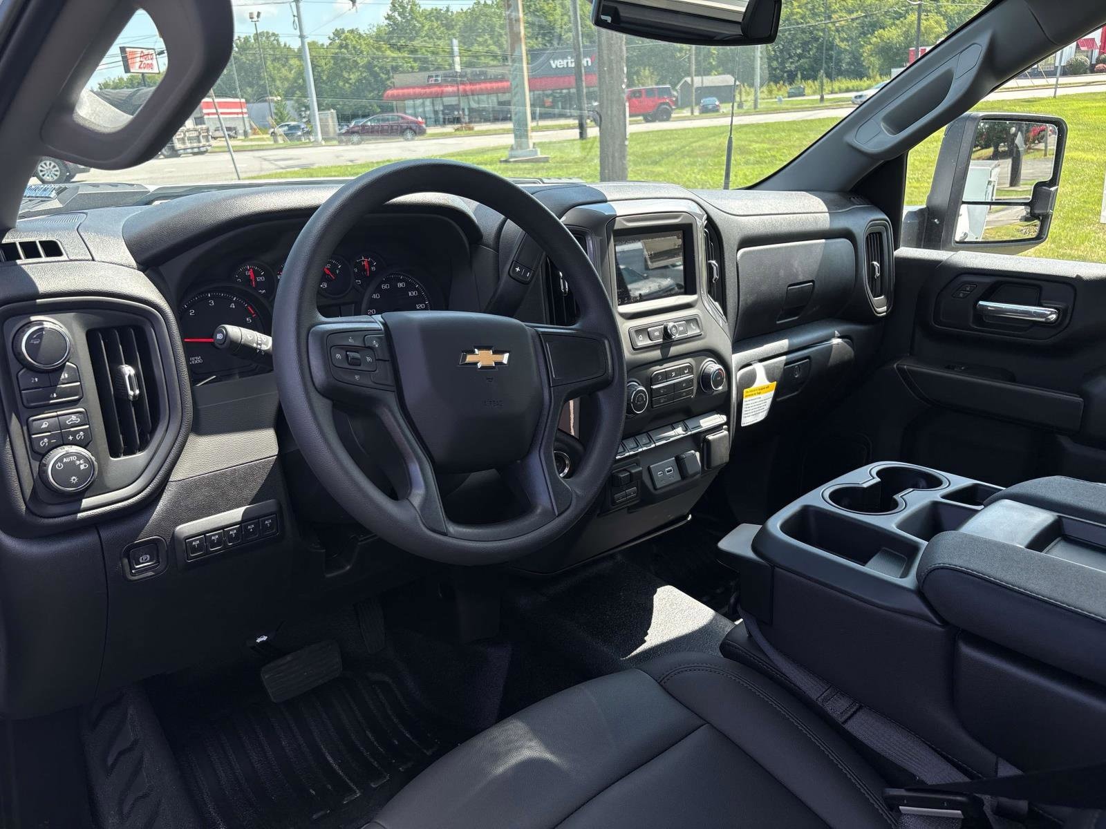 2025 Chevrolet Silverado 3500 HD Work Truck - Photo 9