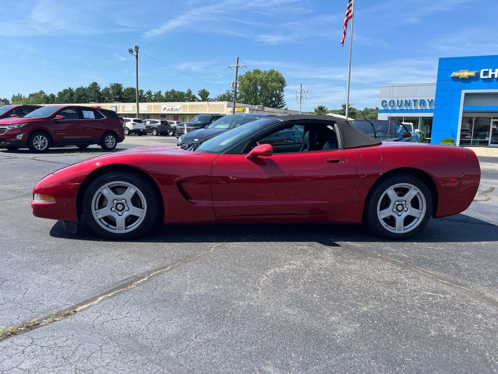 Used 1999 Chevrolet Corvette Base with VIN 1G1YY32GXX5126413 for sale in North Vernon, IN