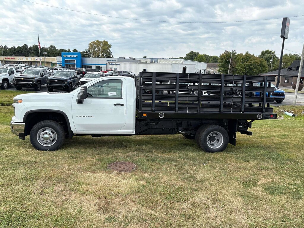 New 2025 Chevrolet Silverado 3500 HD Chassis Cab Work Truck Truck