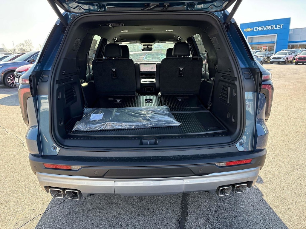 New 2026 Chevrolet Traverse LT SUV