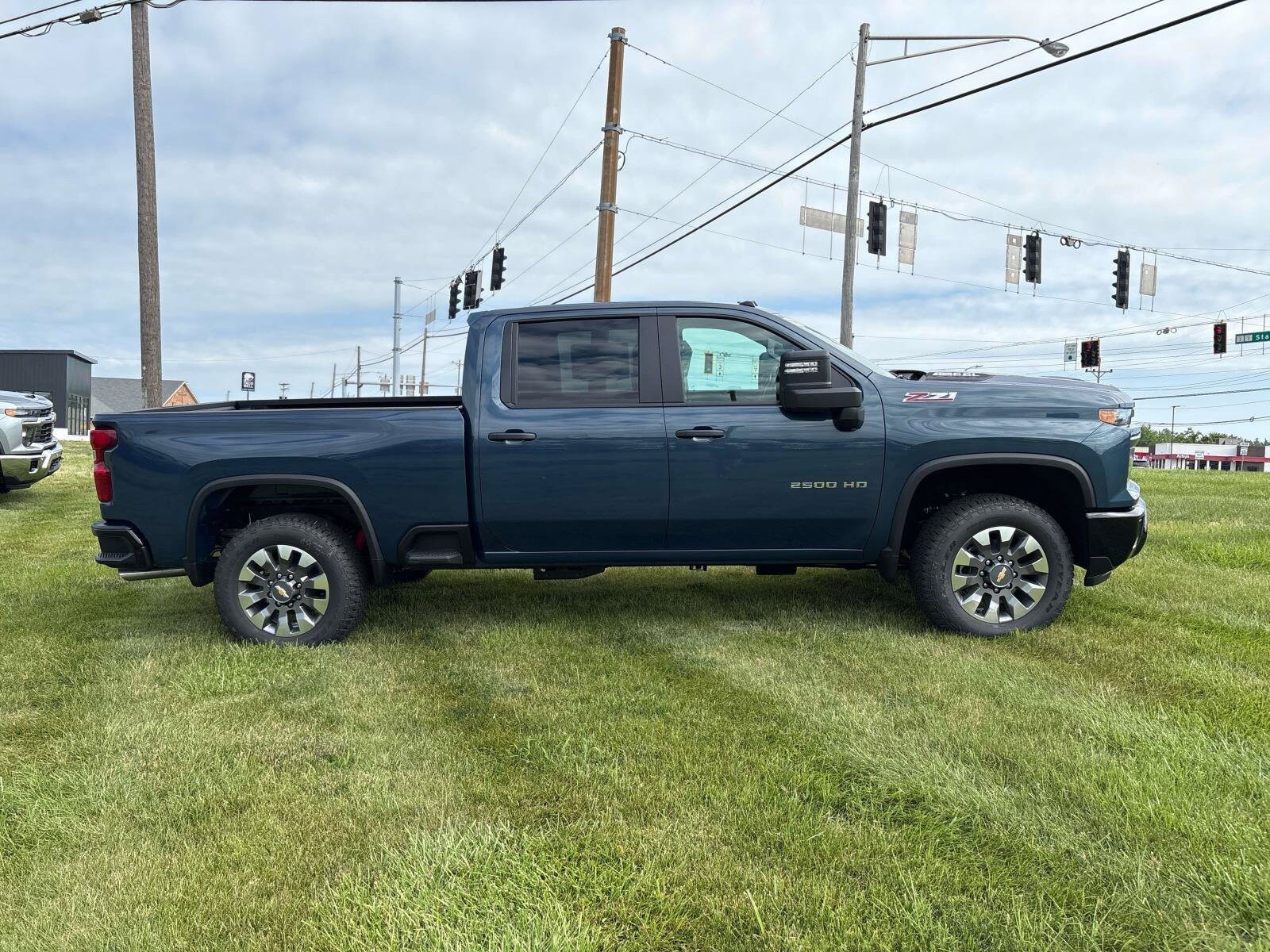 2026 Chevrolet Silverado 2500 HD Custom - Photo 6