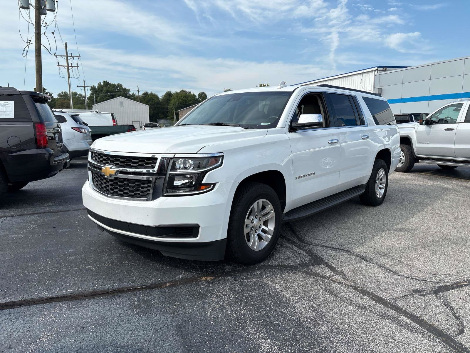 Used 2016 Chevrolet Suburban LT with VIN 1GNSKHKC6GR404992 for sale in North Vernon, IN