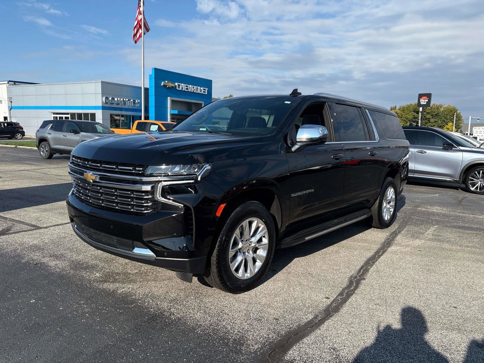 2024 Chevrolet Suburban Premier's photo