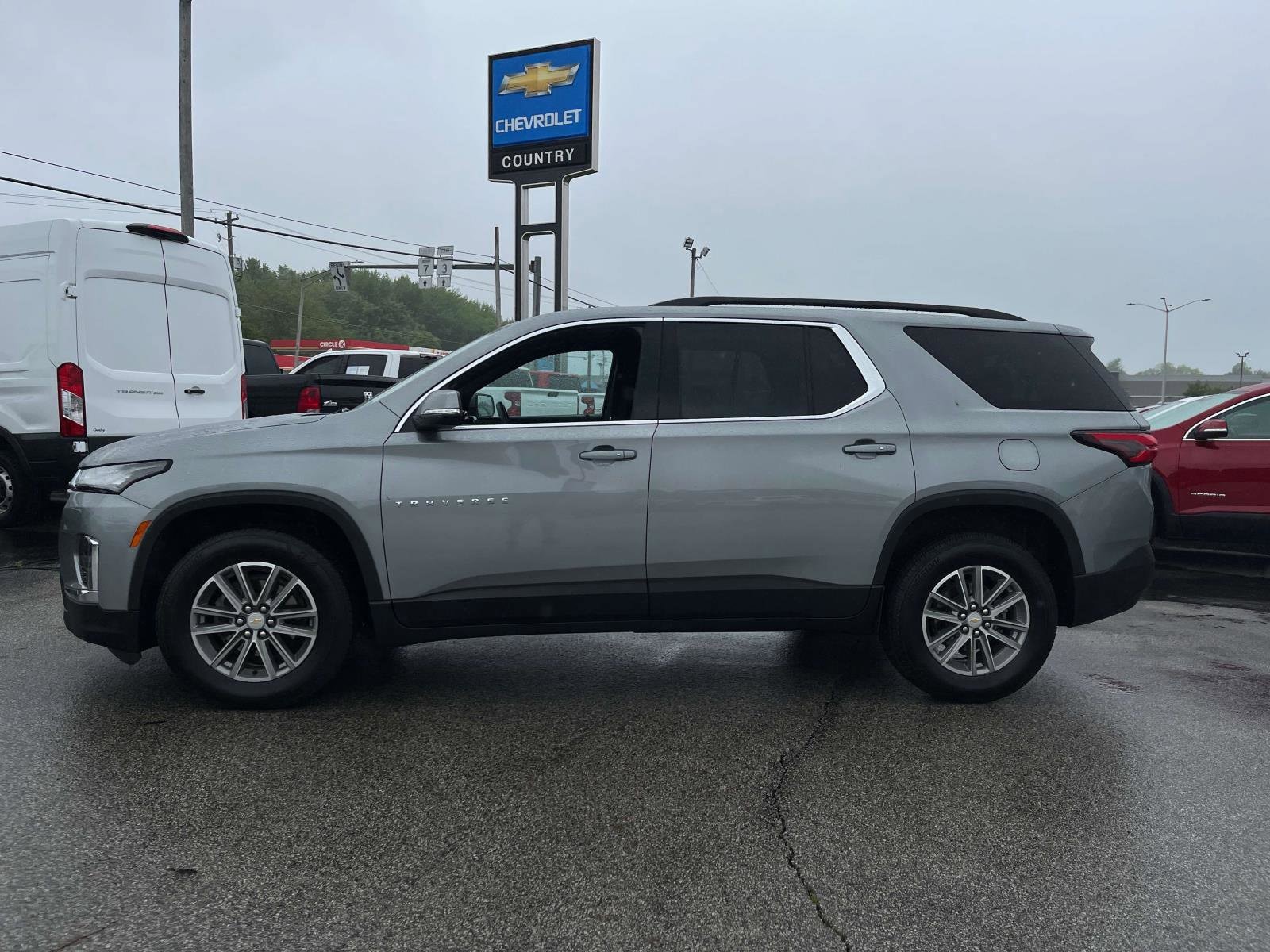 Used 2023 Chevrolet Traverse 1LT with VIN 1GNERGKW4PJ268793 for sale in North Vernon, IN