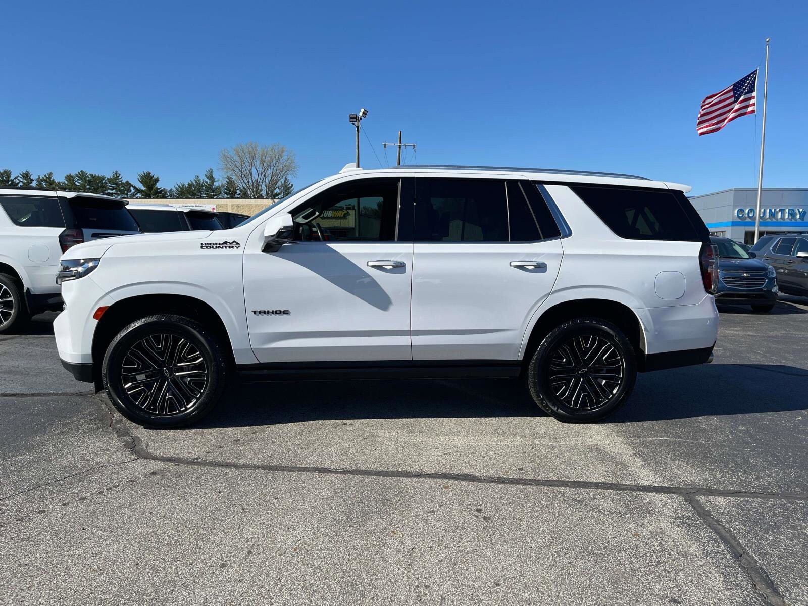 Used 2021 Chevrolet Tahoe High Country with VIN 1GNSKTKL5MR285461 for sale in North Vernon, IN