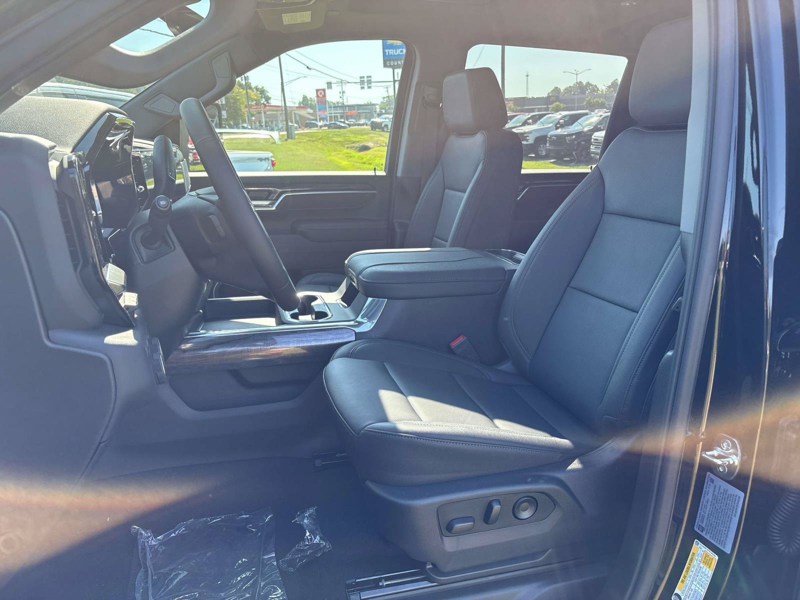 2026 Chevrolet Silverado 2500 HD LTZ - Photo 10