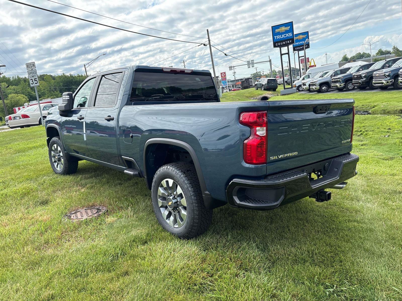 2026 Chevrolet Silverado 2500 HD Custom - Photo 3