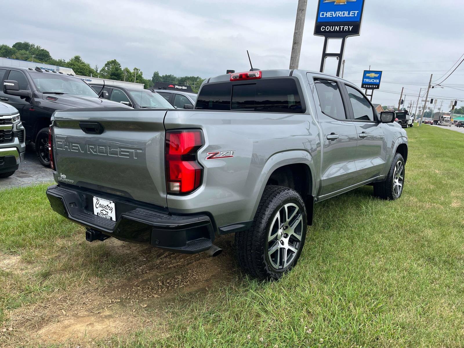 2023 Chevrolet Colorado Z71 photo 4