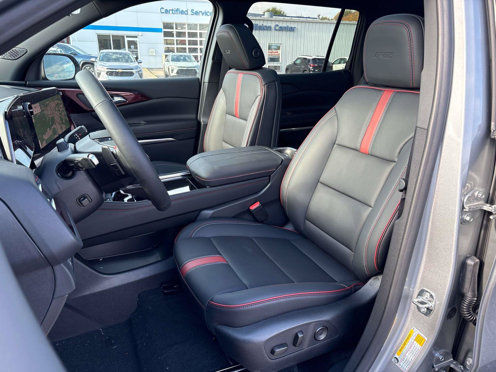 2027 Chevrolet Traverse RS - Photo 11