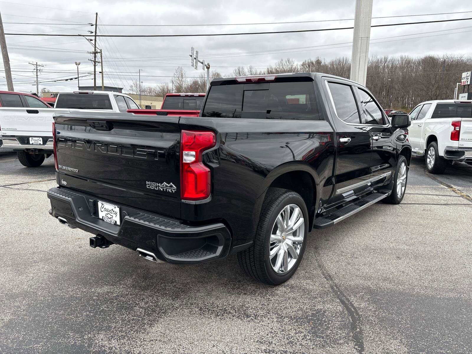 2024 Chevrolet Silverado 1500 High Country photo 4