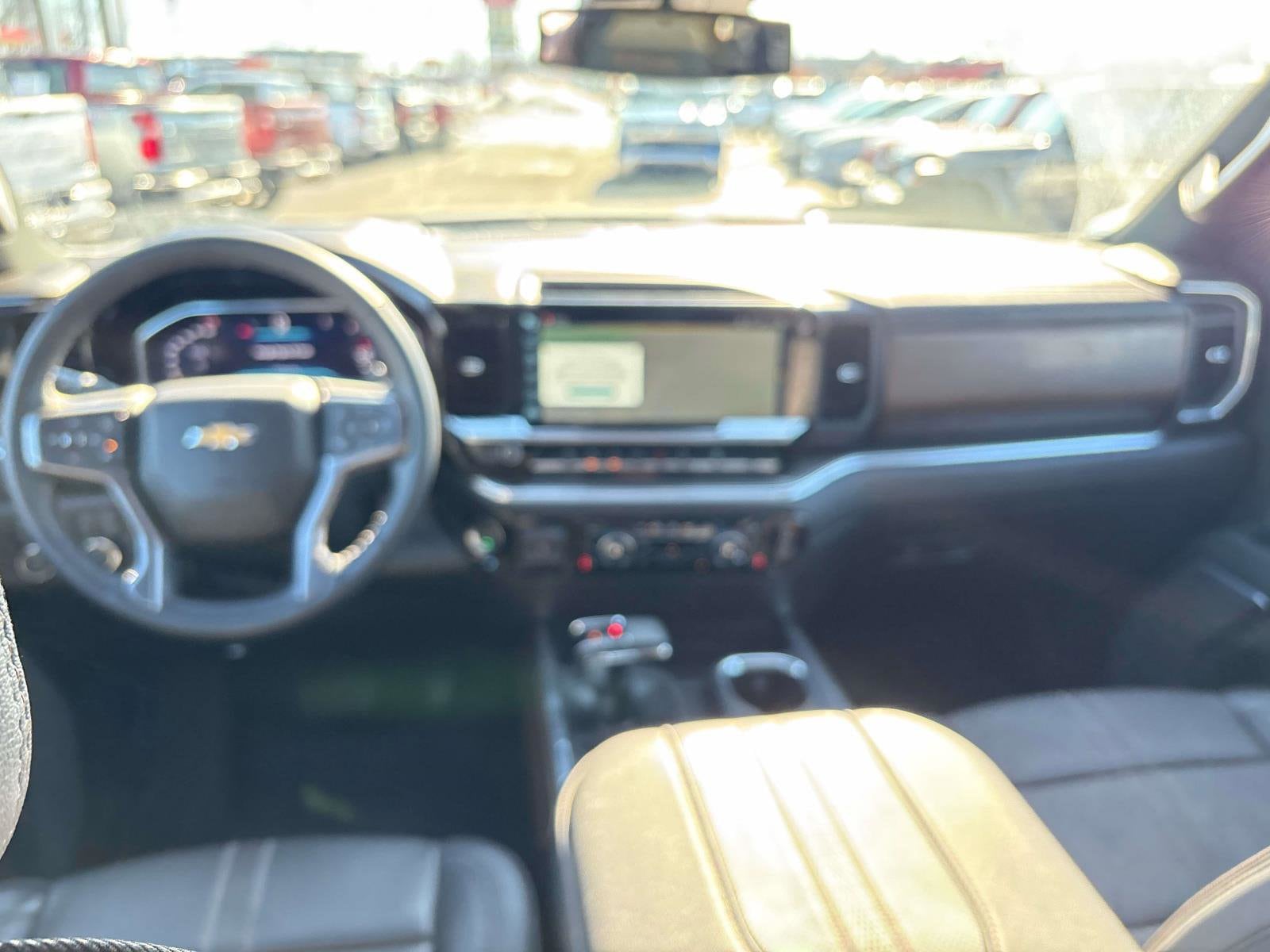 2025 Chevrolet Silverado 1500 High Country - Photo 8