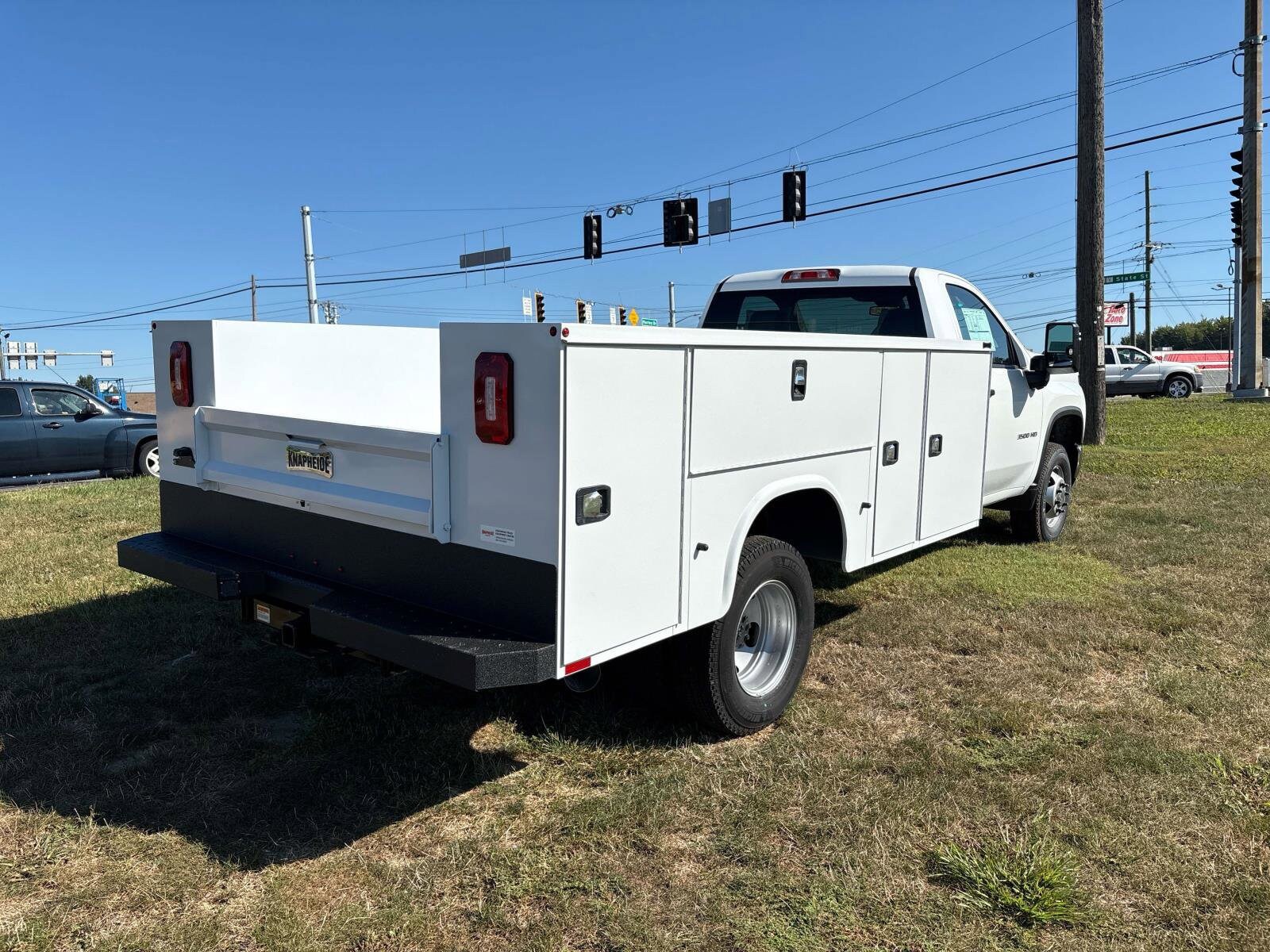 2025 Chevrolet Silverado 3500HD Work Truck photo 3