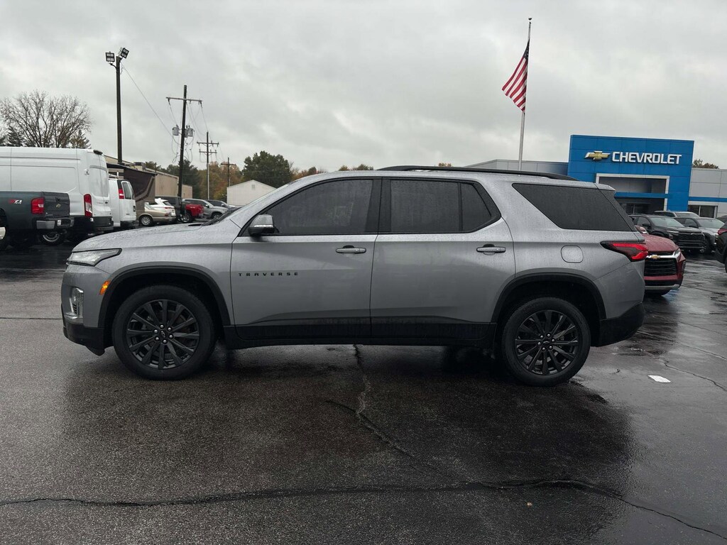 Used 2023 Chevrolet Traverse RS SUV
