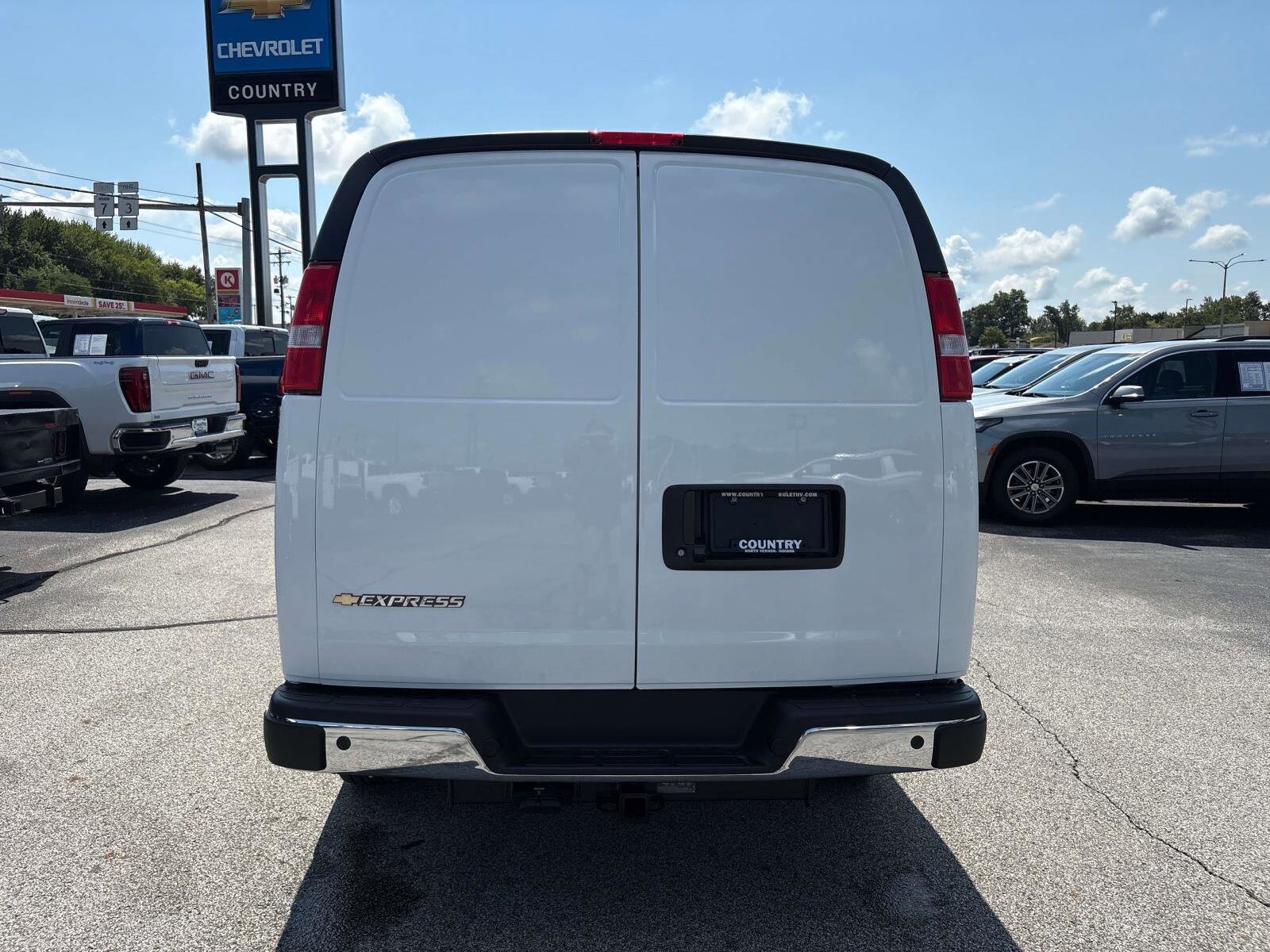 2025 Chevrolet Express Cargo 3500 Van photo 3