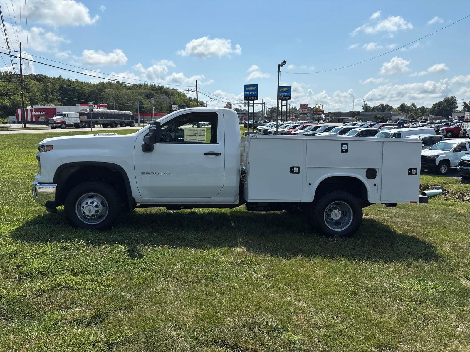 2025 Chevrolet Silverado 3500 HD Work Truck - Photo 6