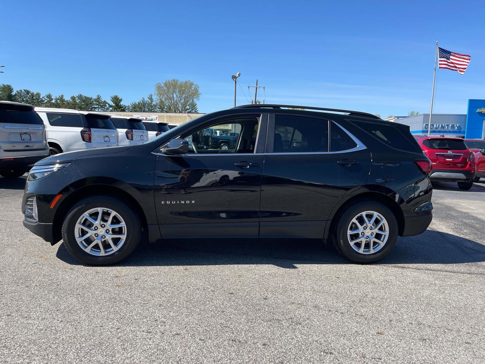 Used 2023 Chevrolet Equinox LT with VIN 3GNAXUEG2PL148166 for sale in North Vernon, IN