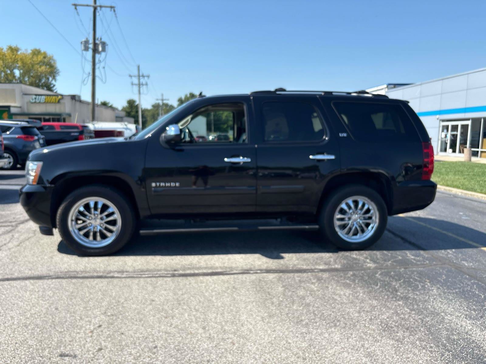 Used 2007 Chevrolet Tahoe LT with VIN 1GNFK13097J390324 for sale in North Vernon, IN