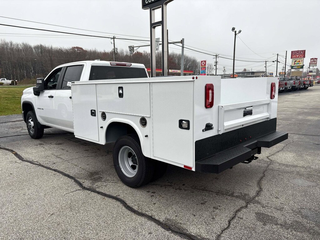 New 2025 Chevrolet Silverado 3500 HD Chassis Cab Work Truck Truck