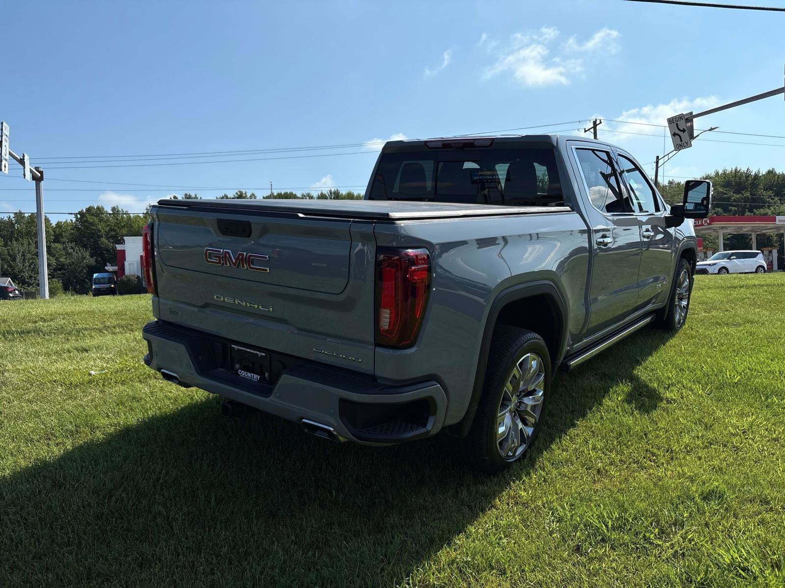 2024 Gmc Sierra 1500 Denali photo 4