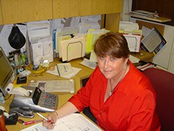 Staff member Kathy Hardin from ID_16434f91c5e7