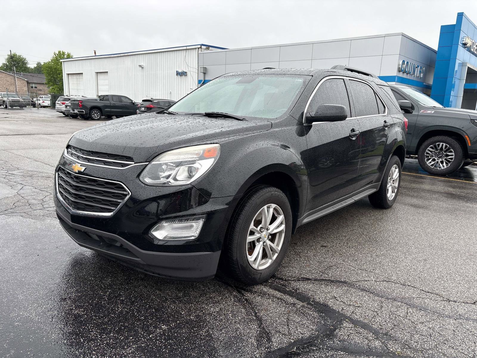 2017 Chevrolet Equinox LT's photo