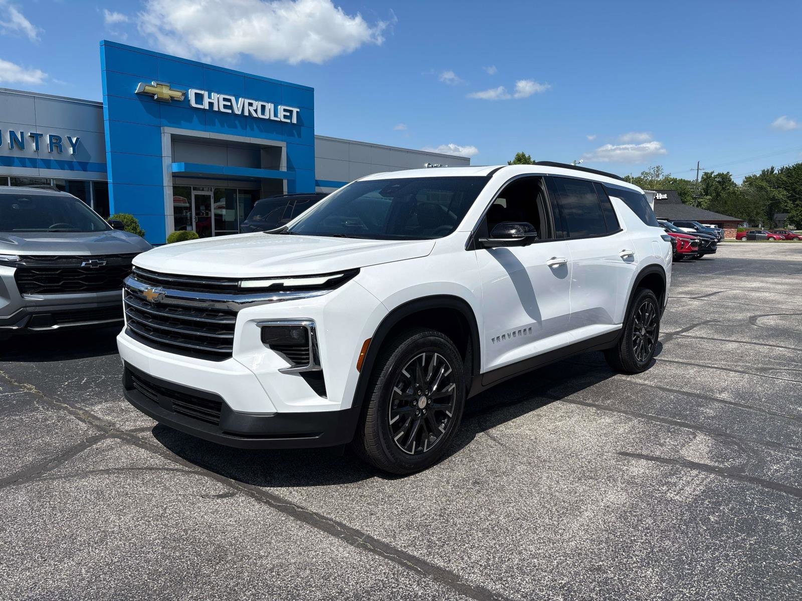2026 Chevrolet Traverse AWD LT's photo