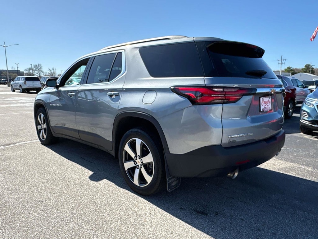 Used 2023 Chevrolet Traverse LT Leather SUV