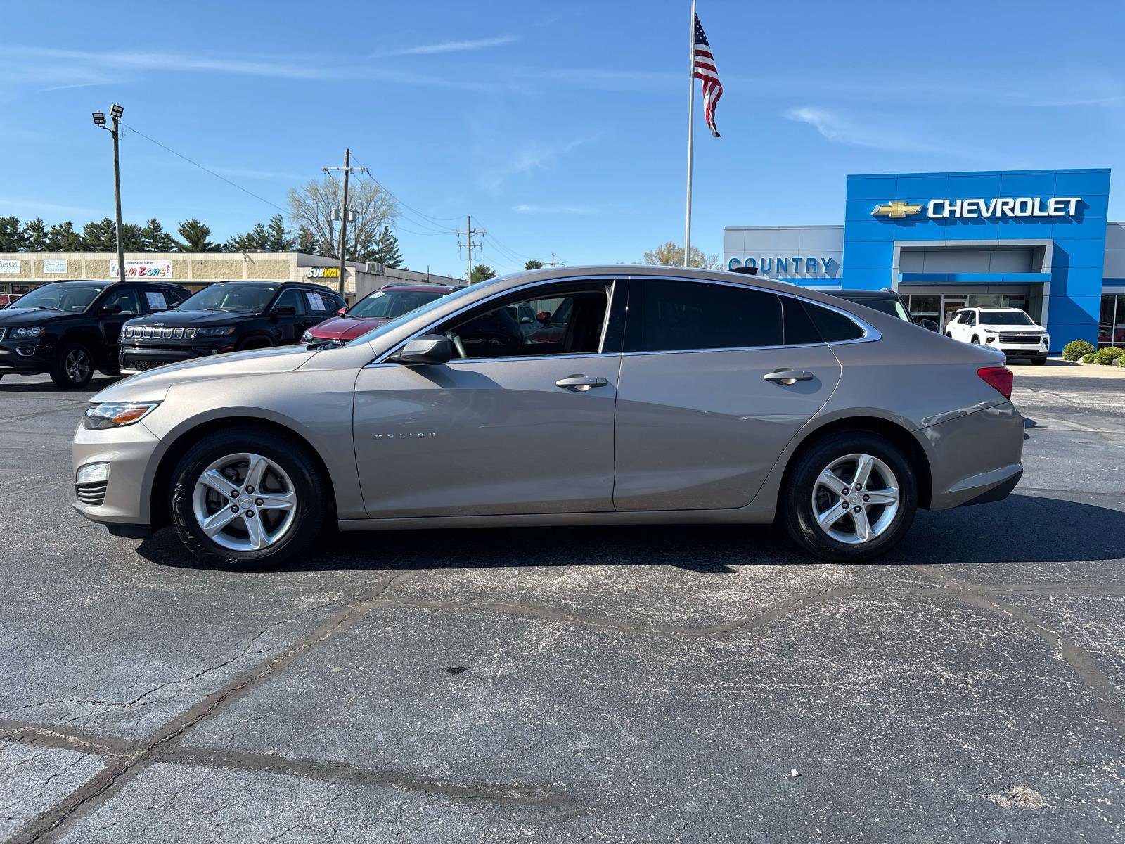 Used 2022 Chevrolet Malibu 1LS with VIN 1G1ZB5ST9NF207473 for sale in North Vernon, IN