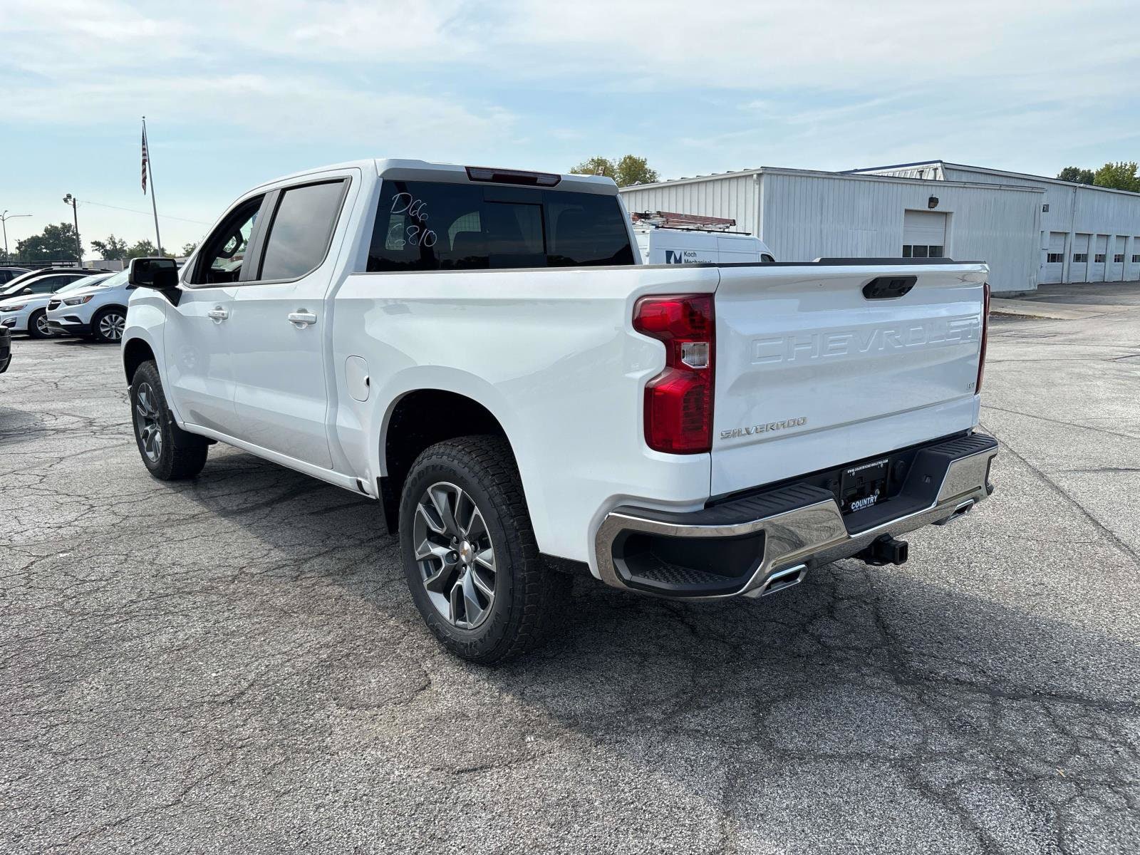 2026 Chevrolet Silverado 1500 LT - Photo 3
