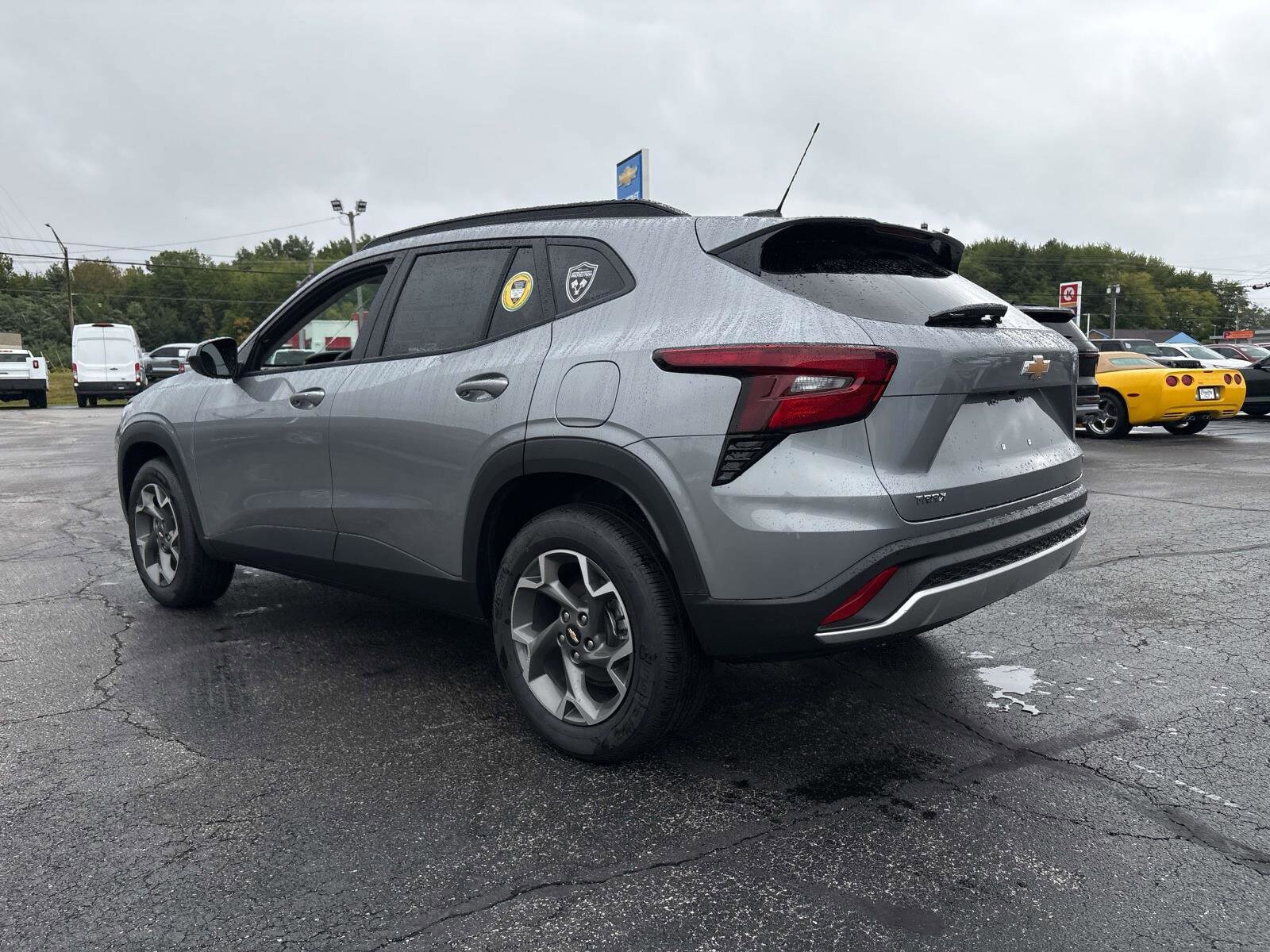 2026 Chevrolet Trax LT photo 3