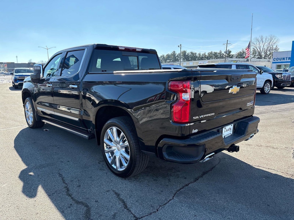Used 2025 Chevrolet Silverado 1500 High Country Truck