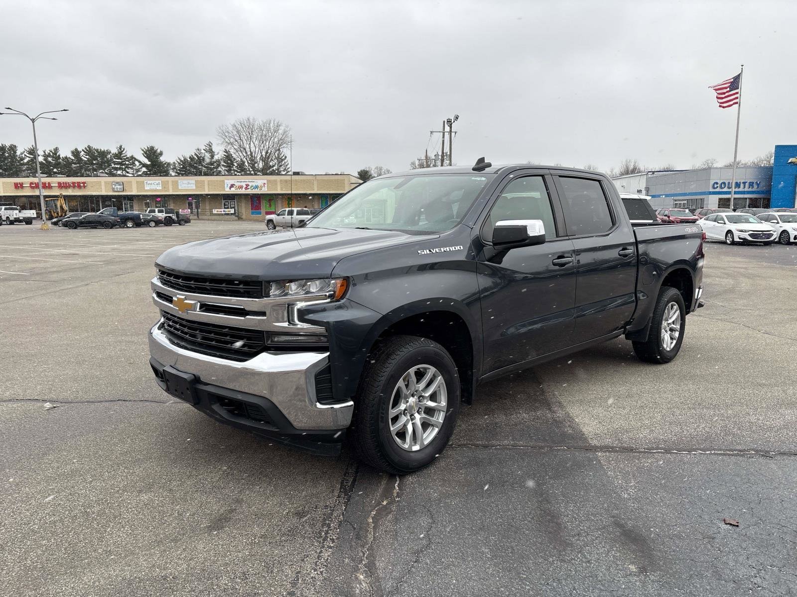 2021 Chevrolet Silverado 1500 LT's photo