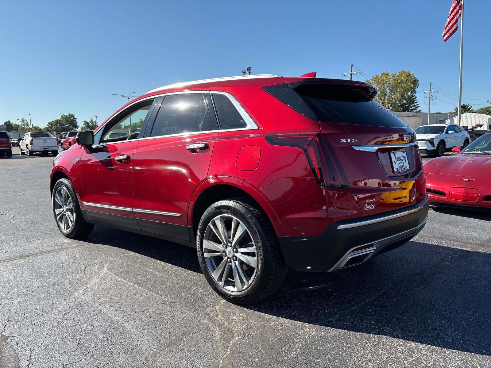 2022 Cadillac XT5 Premium Luxury photo 2